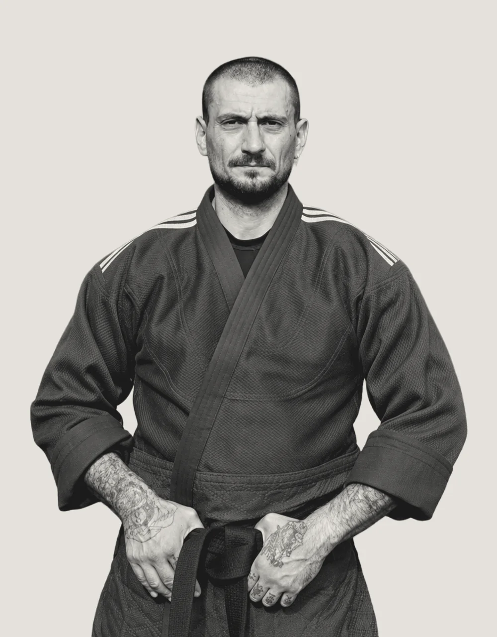 Ritratto di Luca Appignani in judogi, con la cintura nera